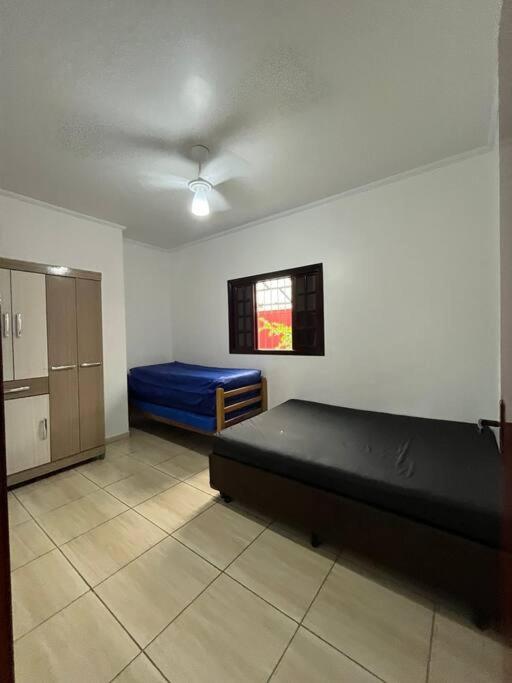 Sinuca, Churrasqueira E Fogueira A 300 Metros Do Mar Holiday home